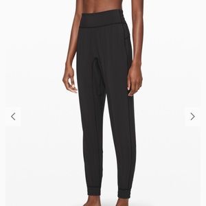 Lululemon Sun Setter Jogger